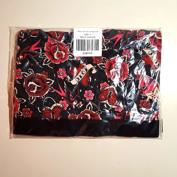 ❤️NWT VINTAGE TORRID LINGERIE TATTOO BRALETTE SPORTS BRA HEARTS ROSES PLUS SIZE - Picture 5 of 12